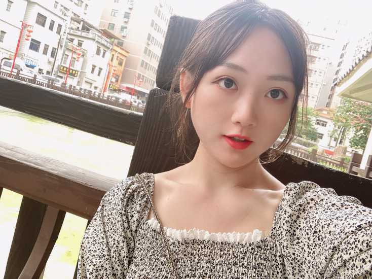 青岛崂山小姐姐